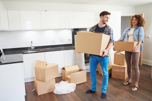 Careful moving van support for a home move in Tooting