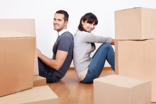 Packing and furniture dismantling for an office move